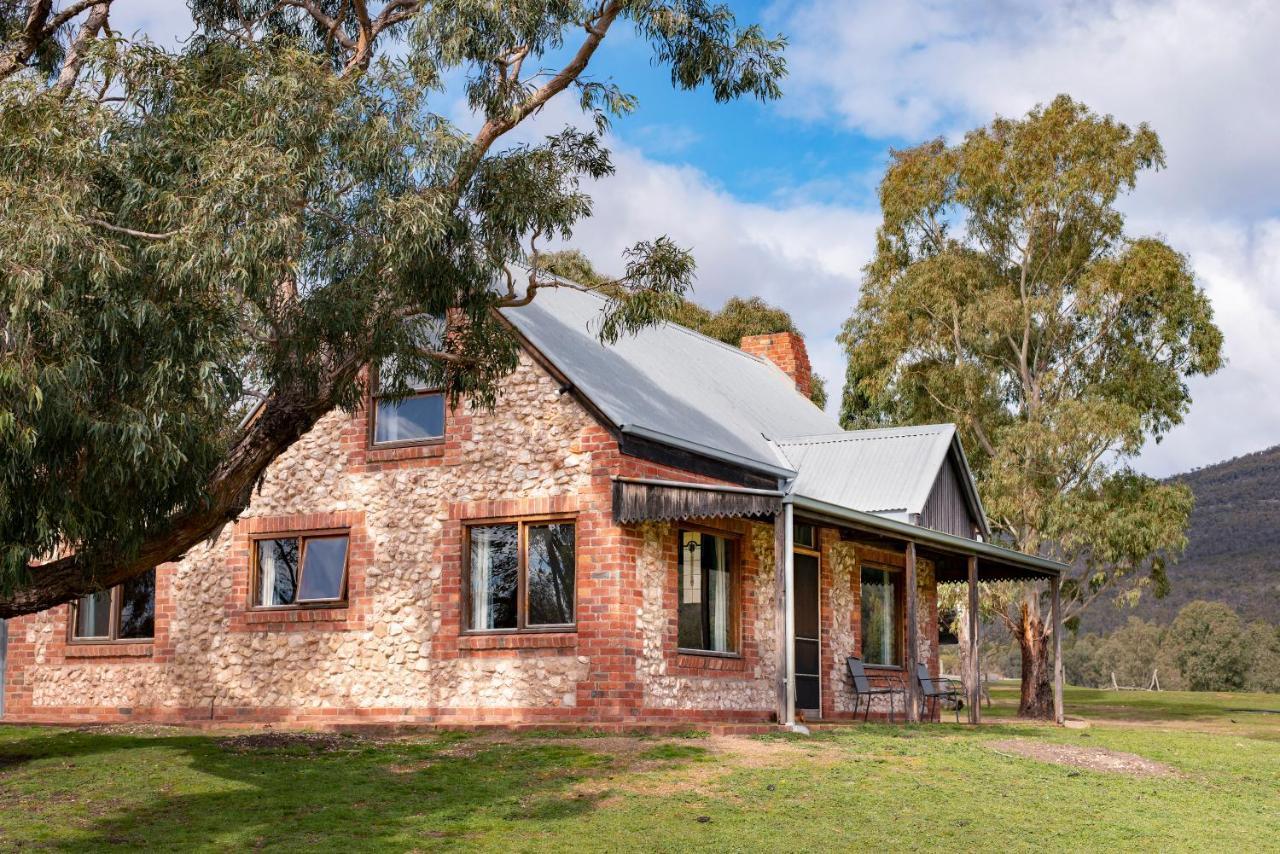 Grampians Pioneer Cottages 홀스갭 외부 사진