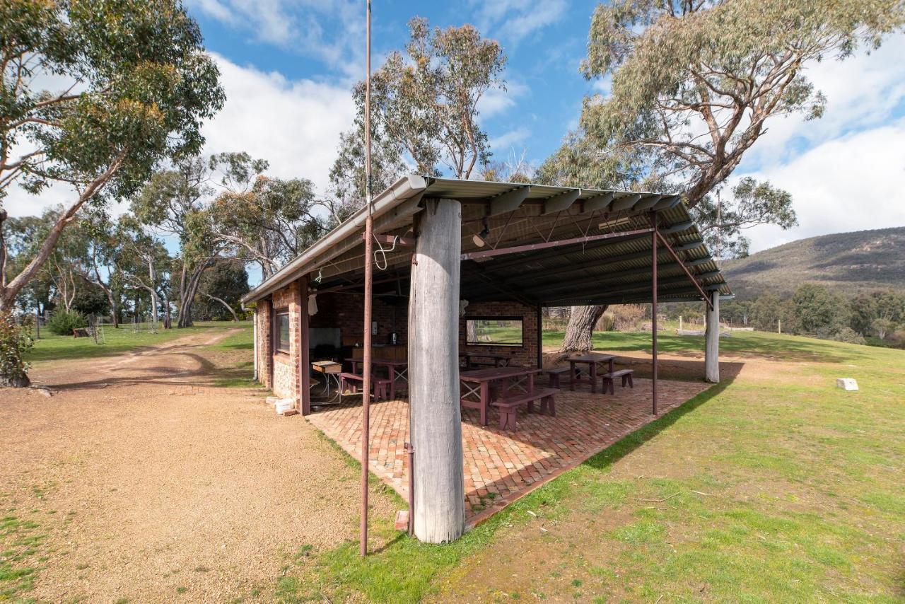 Grampians Pioneer Cottages 홀스갭 외부 사진